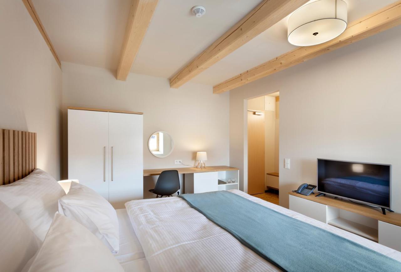 Hotel Kleis Cvikov Екстер'єр фото